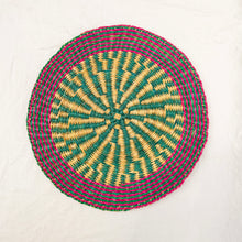 Load image into Gallery viewer, Akula Placemats Set of 3
