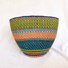 Load image into Gallery viewer, Multicolored Basket
