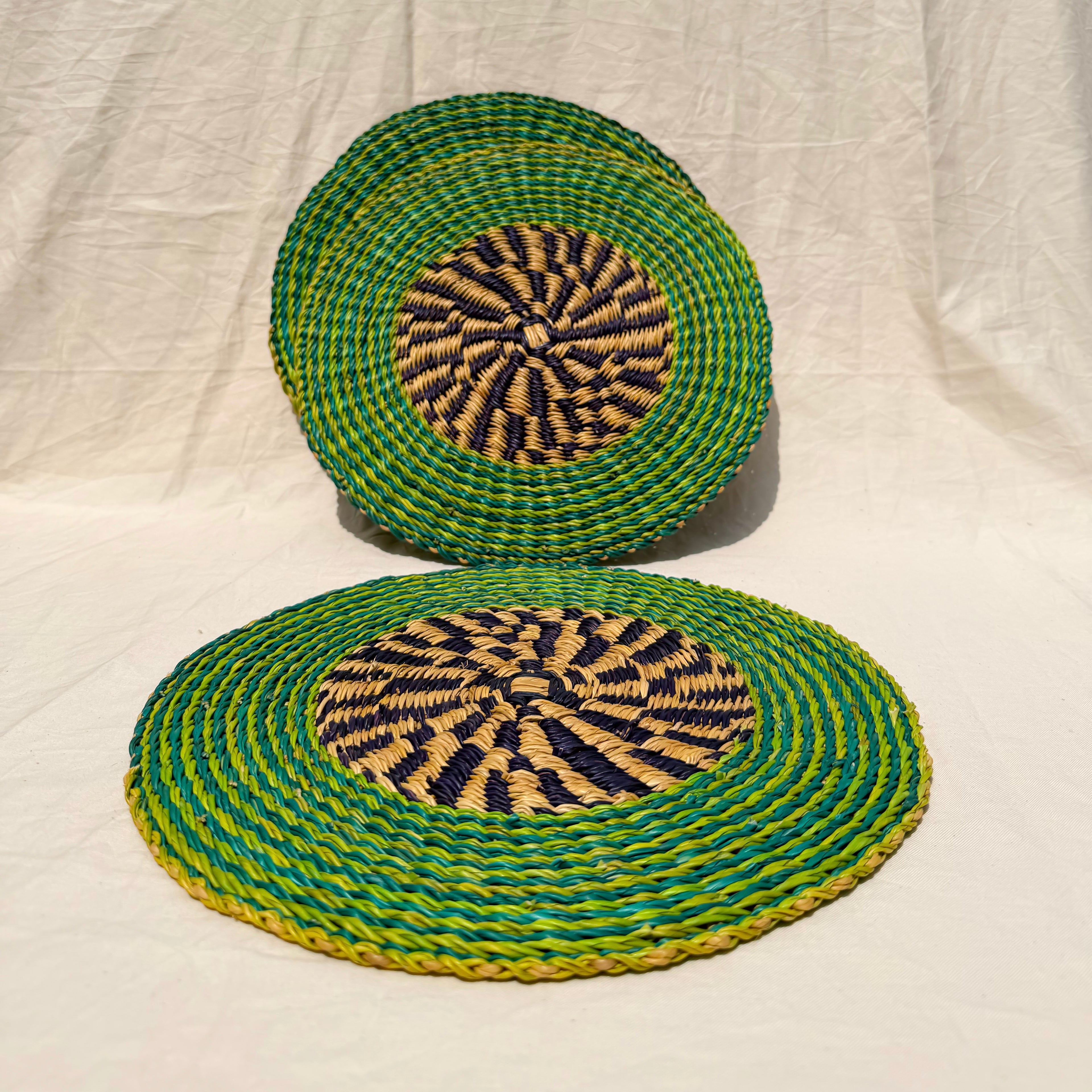 Akula Placemats Set of 3