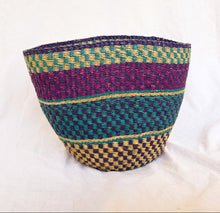 Load image into Gallery viewer, Multicolored Basket
